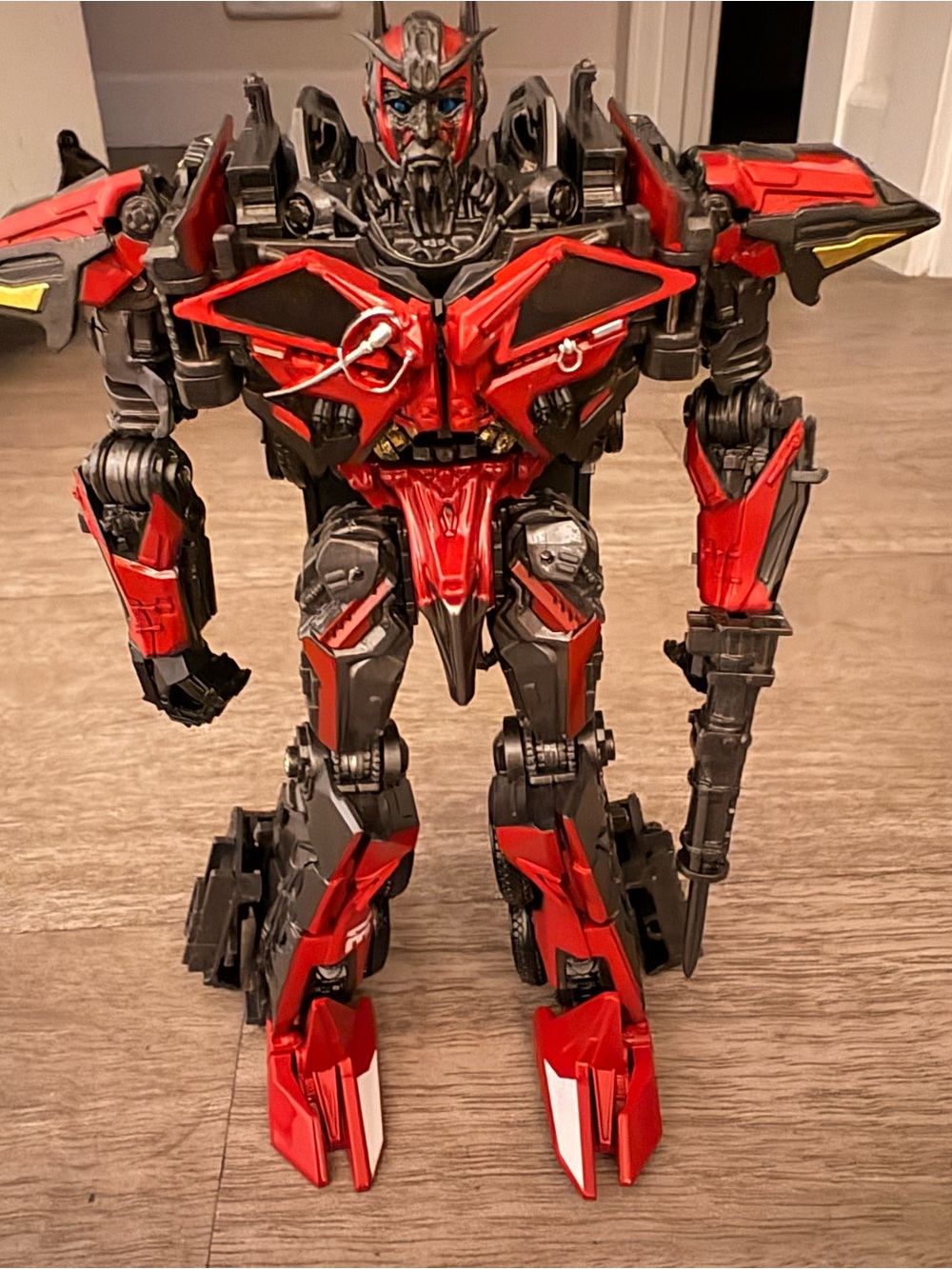 TW1025 - Red Transforming Robot Action Figure - Toys